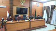 Nama Mantan Pj Bupati Inhil Herman Disebut - Sebut Dalam Dugaaan Kasus Korupsi Baznas Inhil.