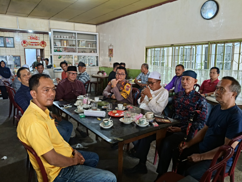 Kapolres Inhil Ngopi Bareng Bersama Tokoh Masyarakat
