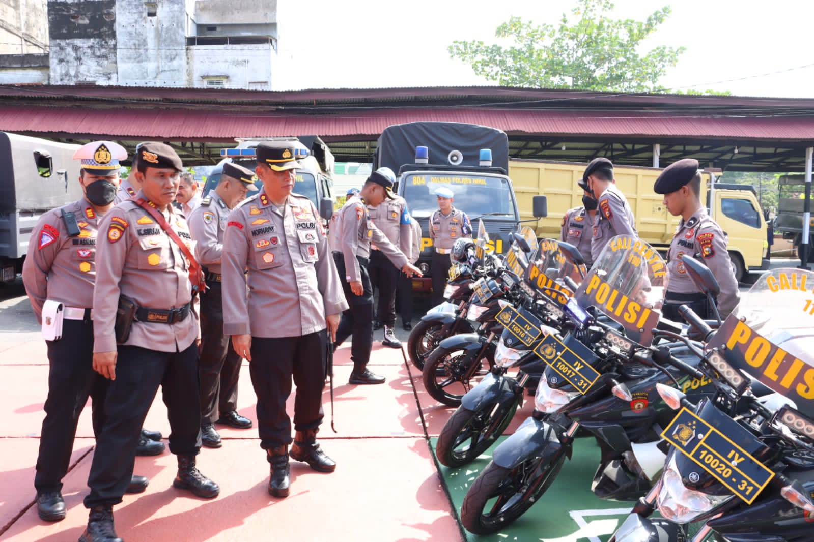Jelang Pelaksanaan Operasi Zebra Lancang Kuning, Kapolres Inhil Mengecek Langsung Kelengkapan Kendaraan Personil