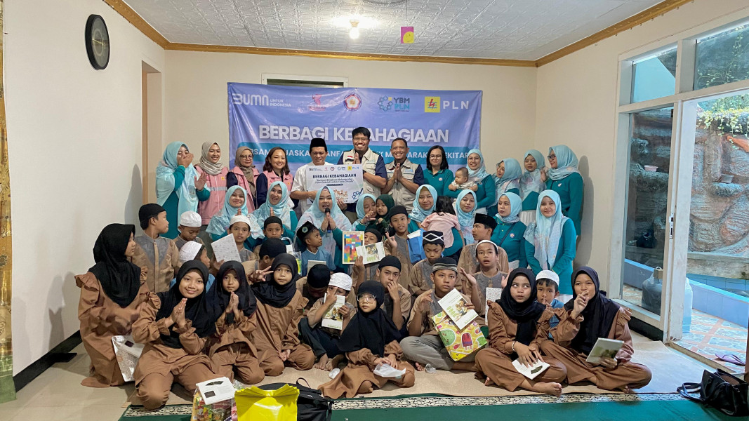 Kolaborasi Srikandi PLN, PIKK, dan YBM PLN Ajak Anak-anak Panti Asuhan Baitul Arief Meraih Mimpi