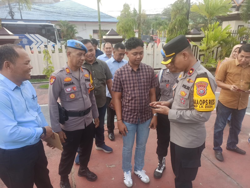 Cegah Judol dan Pinjol, Polres Inhil Periksa Gawai Personel