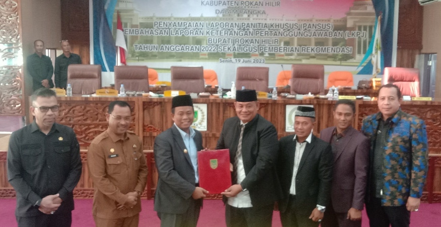 DPRD Rohil Berikan Catatan Rekomendasi Terhadap LKPJ Bupati Rohil TA 2022