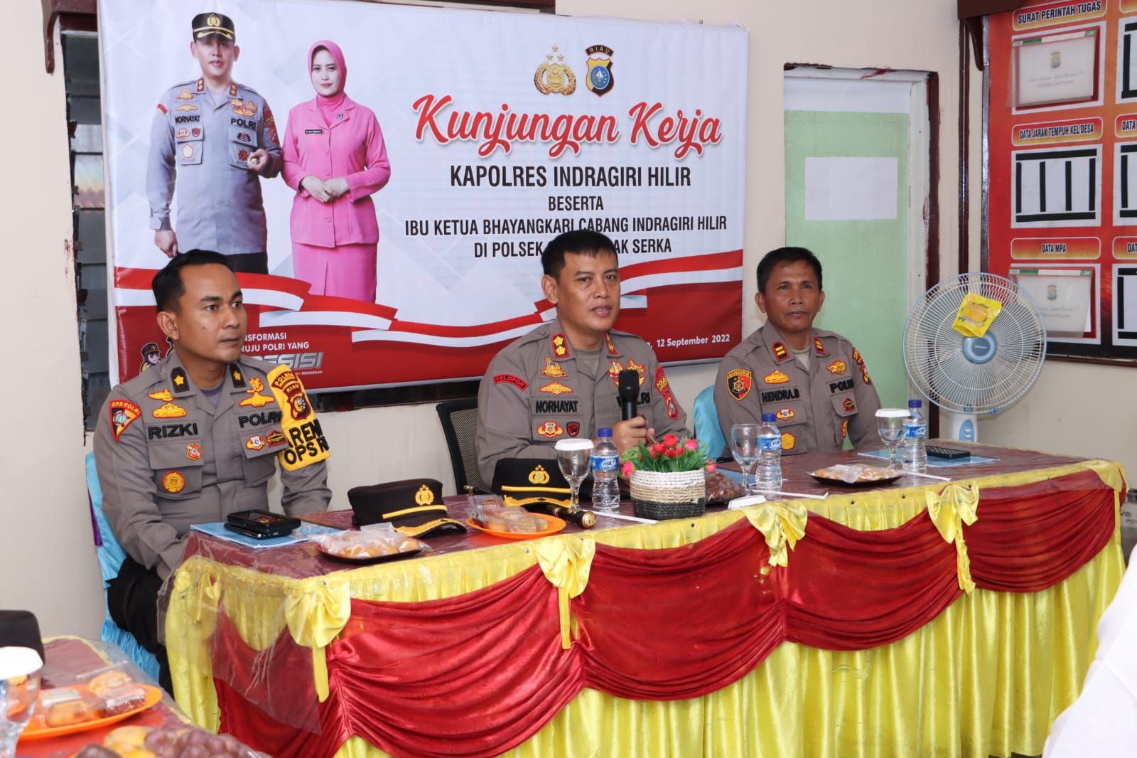 Berkunjung Ke GAS, Kapolres Inhil Memotivasi Anggota Polsek dan Beri Bantuan Ke Masyarakat