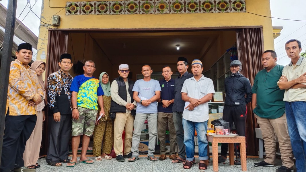 Tim Relawan Mafirion Salurkan Bantuan untuk Korban Kebakaran di Pulau Kijang, Reteh