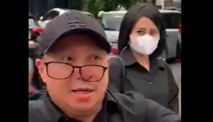 Dirut BUMN Ketahuan Keluar Hotel Bersama Wanita Lain, Netizen : Pantas Nggak Cair Cair!!!