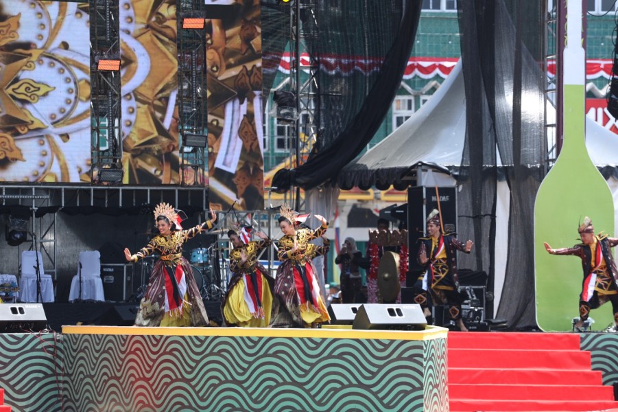 PLN All Out Amankan Listrik, Pembukaan Festival Pacu Jalur 2025 Berlangsung Meriah
