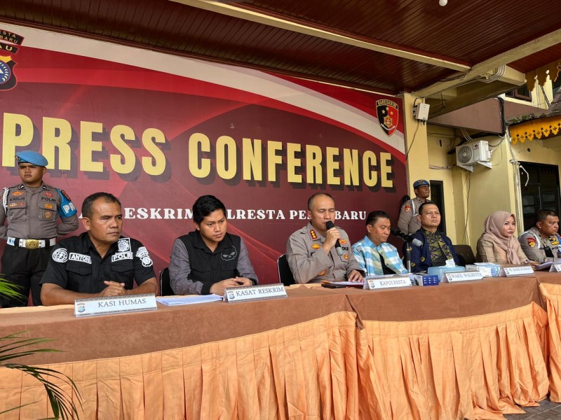 Polisi Menyamar Jadi Pembeli, Perdagangan Owa Siamang Terbongkar di Pekanbaru