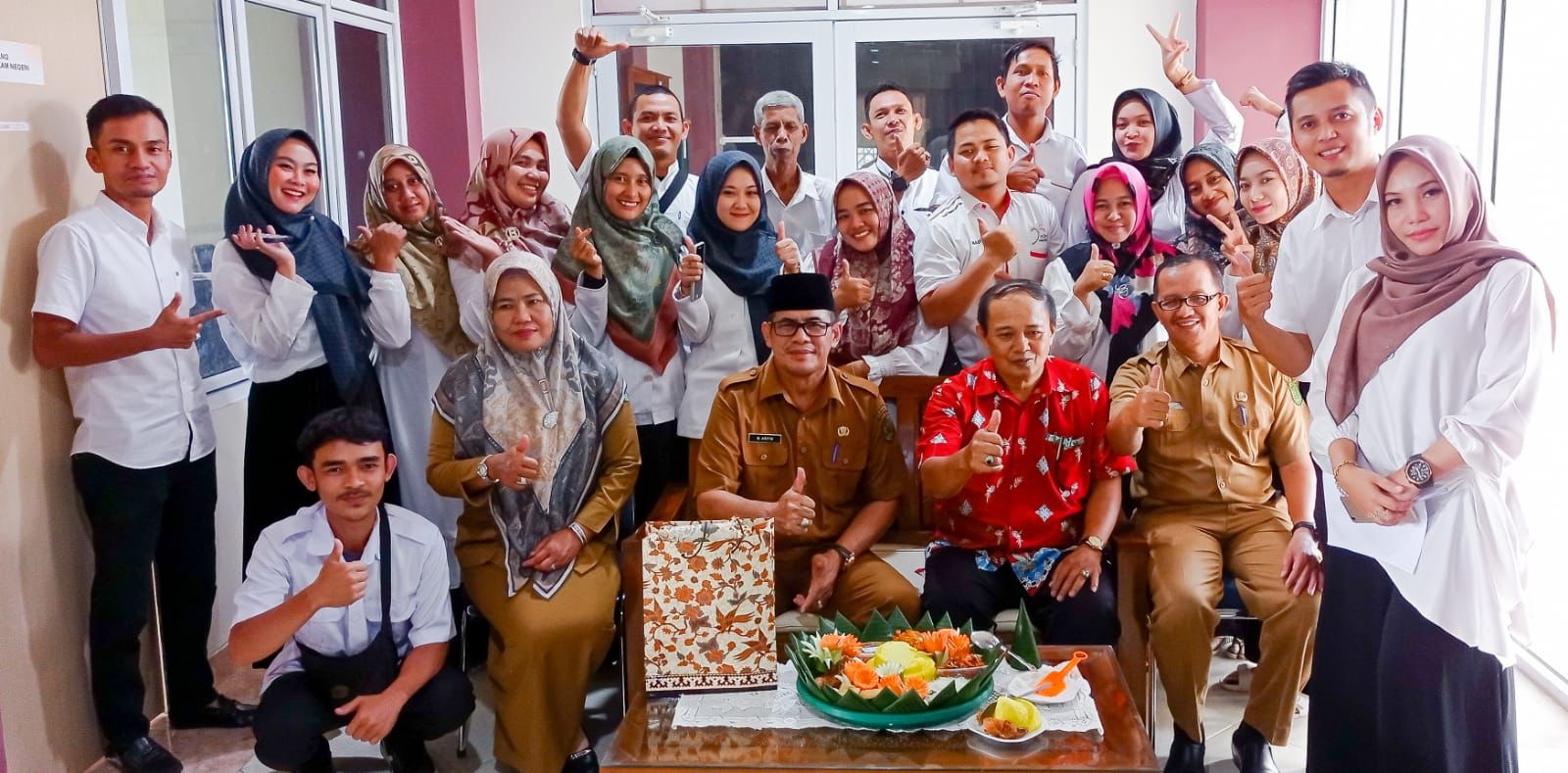Kaban Kesbangpol Inhil Lepas Purna Tugas Salah Seorang ASN