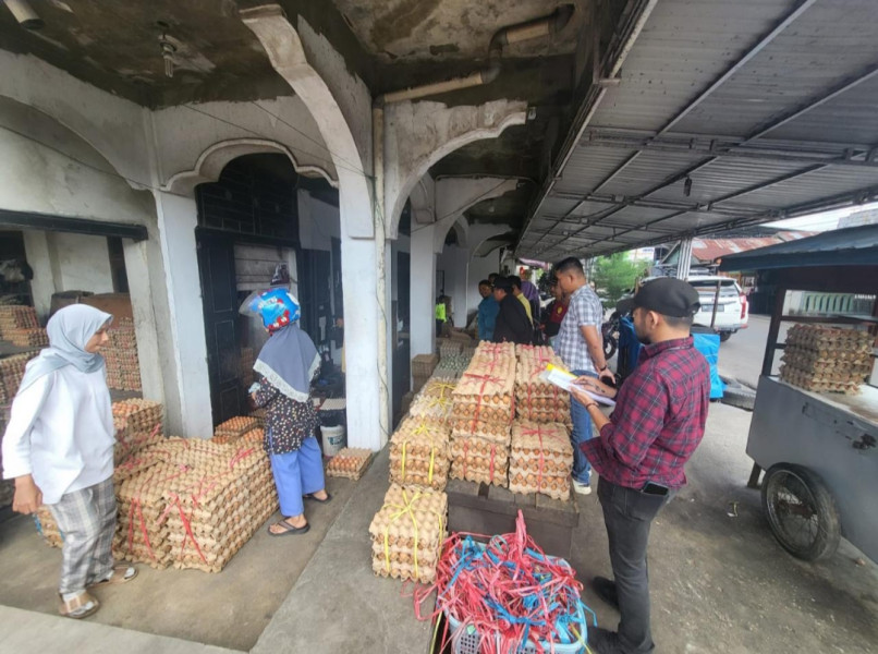 Hari Pertama Ramadhan Polres Inhil Cek Ketersediaan Bapokting, Berikut Harga Kebutuhan Bahan Pokok