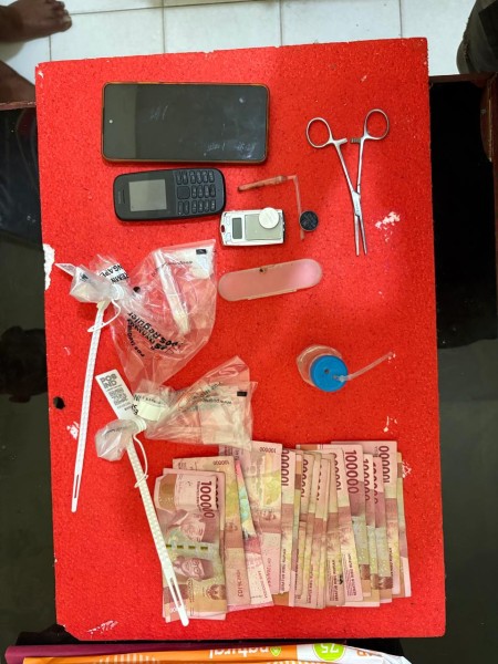 Terungkap! Dua Petani di Pelangiran Nyambi Jadi Pengedar Sabu, Ditangkap Polisi