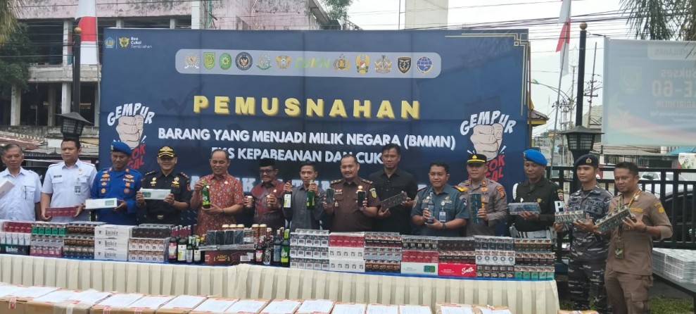 Bea Cukai Tembilahan Musnahkan Barang Ilegal Senilai Rp7,6 Miliar