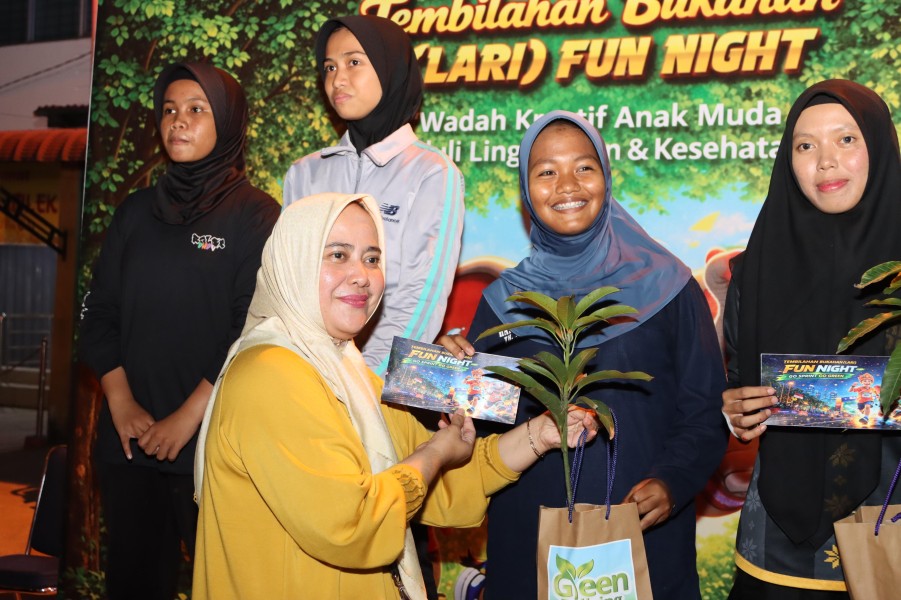 Lomba Lari Fun Night 100 Meter 2026, Polres Indragiri Hilir Ajak Generasi Muda Jauhi Balap Liar