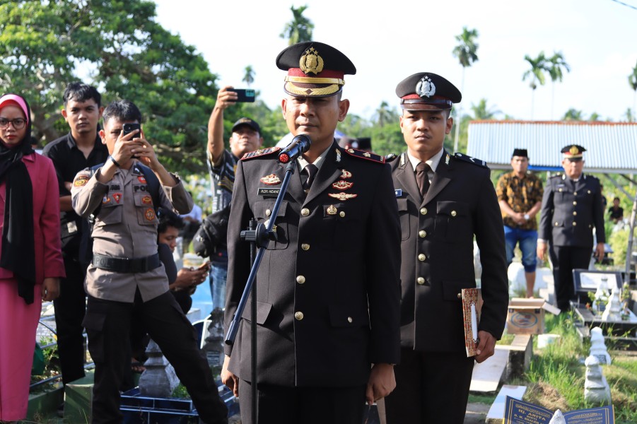 Tangis Haru Iringi Kepergian AIPTU Bakhtiar Efendi, Sosok Setia dalam Pengabdian
