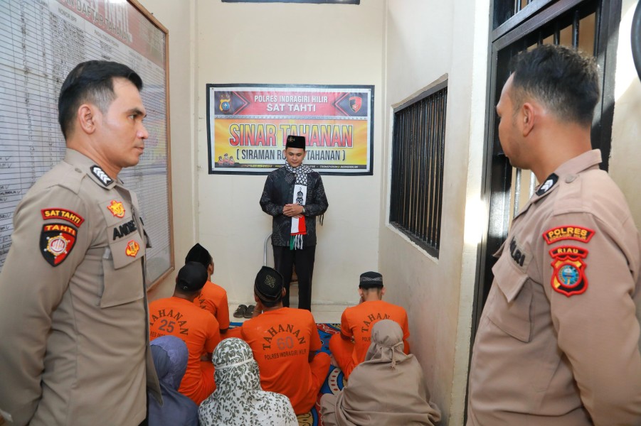 Polres Inhil Giat Siraman Rohani bagi Tahanan Selama Ramadhan