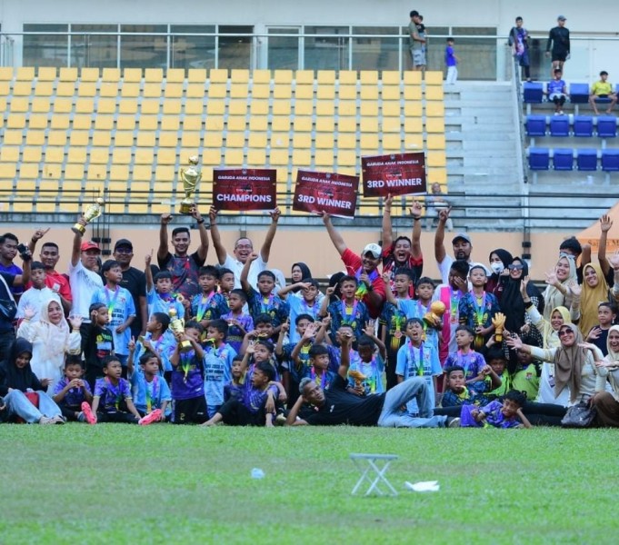 Songek Tobuan Tanah Mengamuk! Kampar Junior FA Borong Gelar di GAI Zona Riau 2026