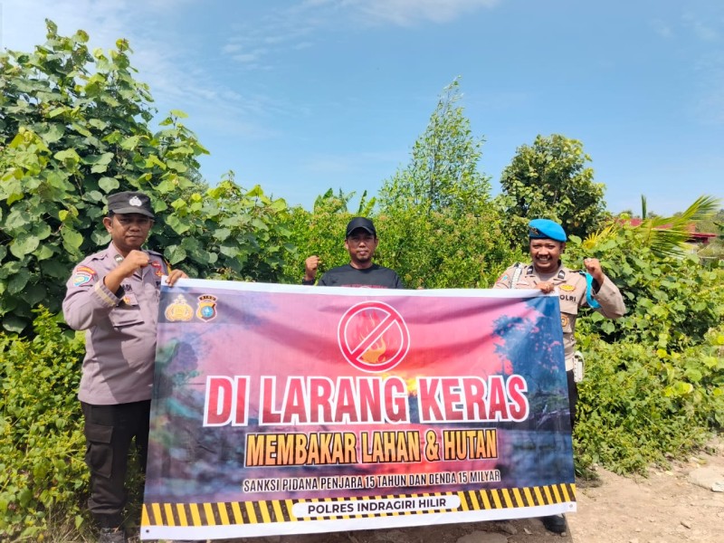 Polsek Tanah Merah Giatkan Patroli dan Sosialisasi Larangan Bakar Lahan di Area Rawan Karhutla