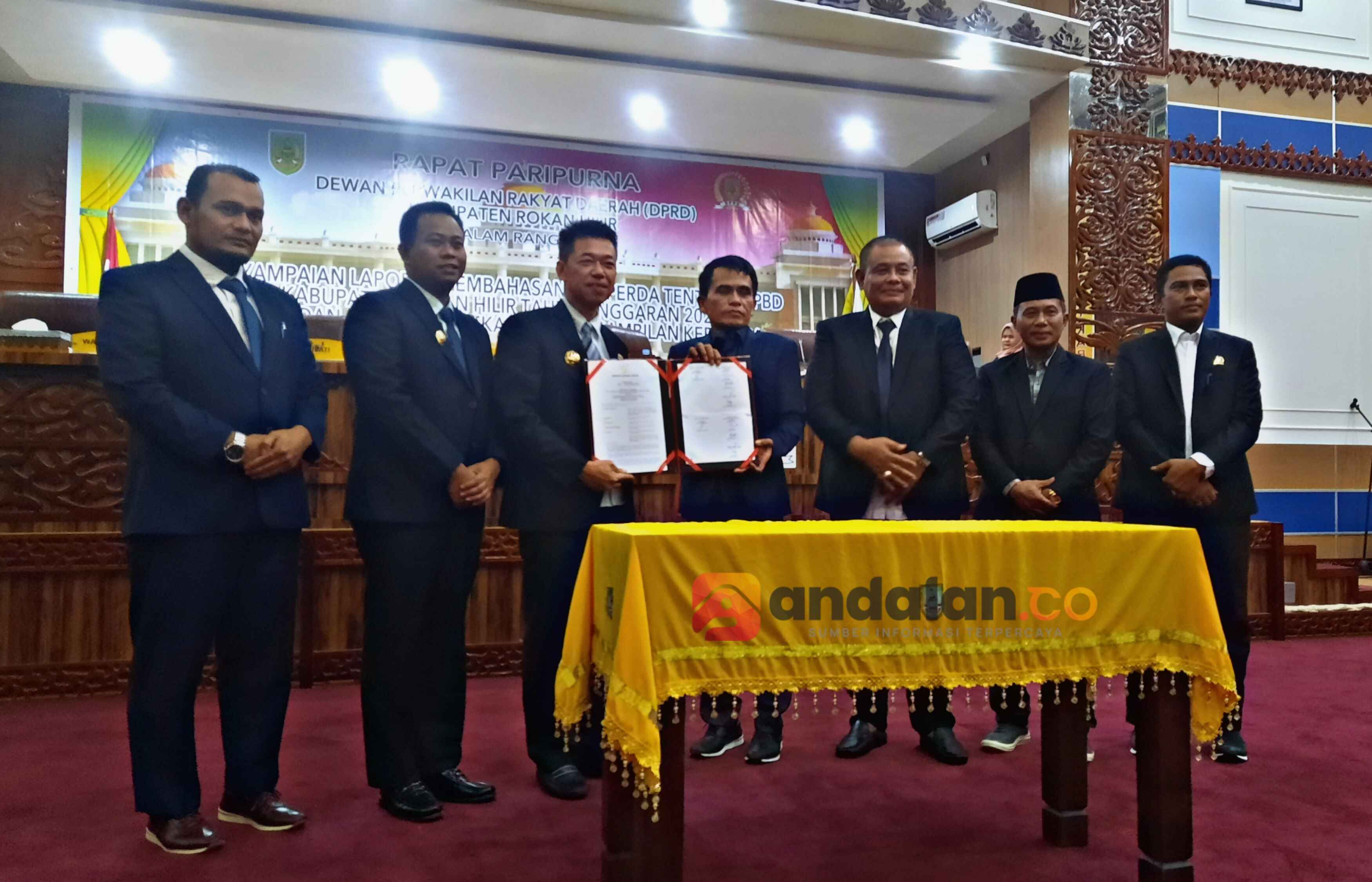 DPRD Rohil Setujui Ranperda APBD 2023, Anggaran Belanja Rp. 2,2 Triliun.